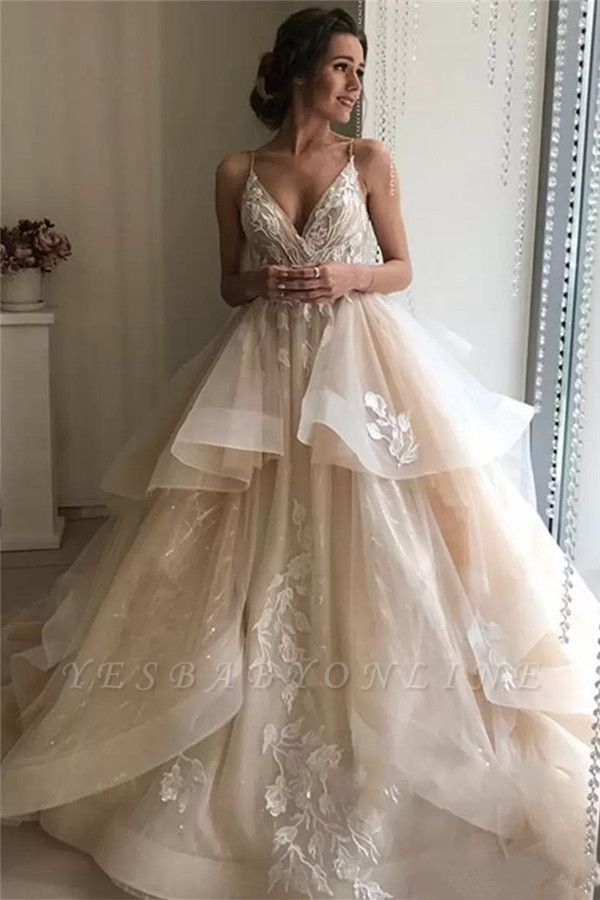 Spaghetti-Strap Sleeveless Backless Floral Appliques Wedding Dresses