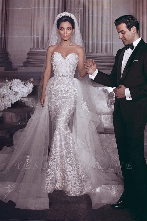 Stylish Strapless Sweetheart Tulle Appliques Wedding Dress