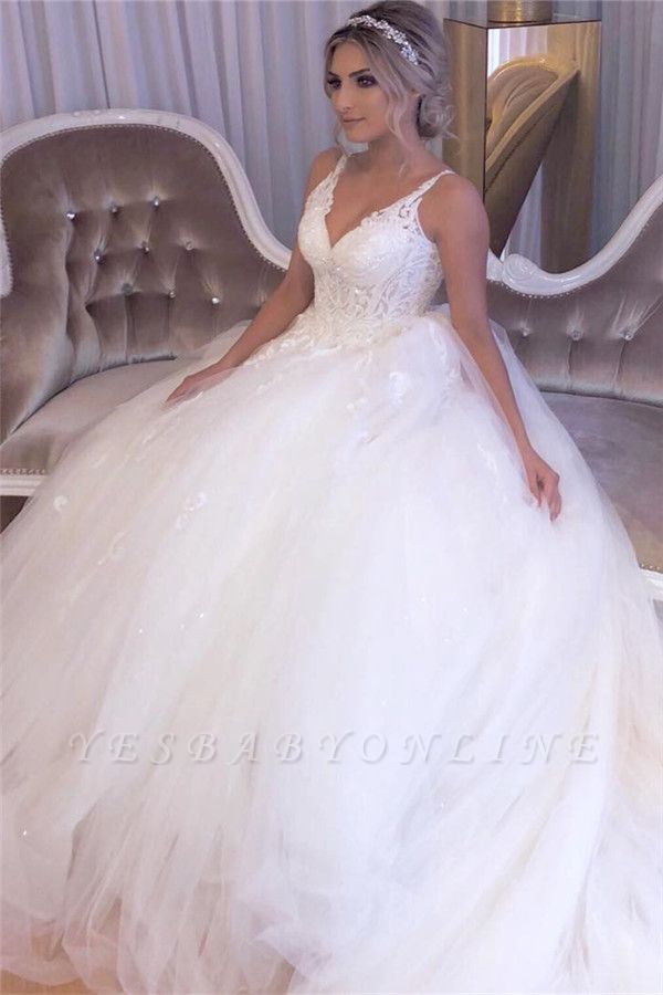Glamorous Straps V-neck Court Train Ball Gown Lace Tulle Wedding Dresses