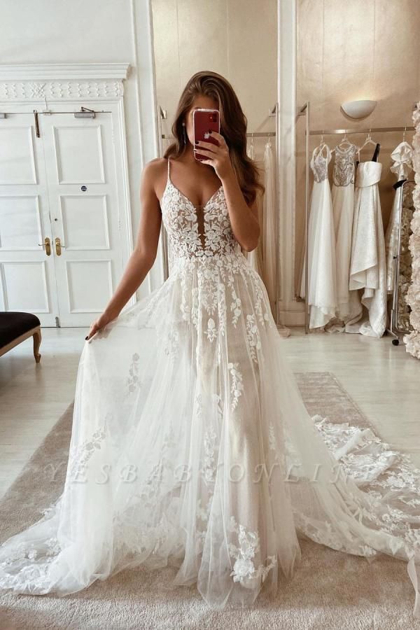 Elegant Spaghetti Straps White Long Wedding Dresses With Lace Appliques