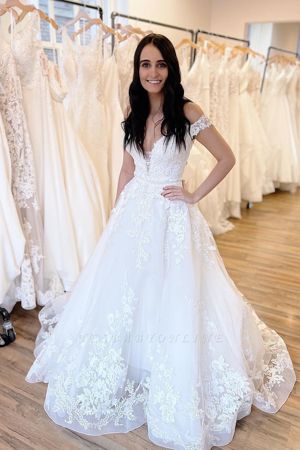 Amazing Off-the-Shoulder Sweetheart A-Line Tulle Appliques Lace Wedding Dress