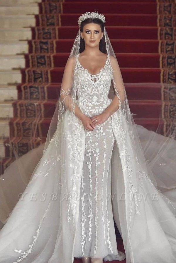 Elegant Sleeveless Ivory Lace Ruffles A-Line Wedding Dresses
