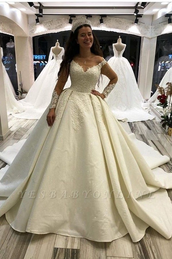 Gorgeous Long Princess Satin Sweetheart Wedding Dress with Sleeves