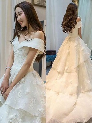 Dramatic Sleeveless Off-the-Shoulder Puffy Tulle Wedding Dresses_1