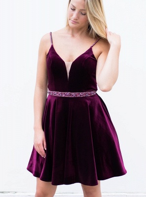 Sexy Purple Homecoming Dresses Spaghettis Straps Beaded Velvet Cocktail Dress_4
