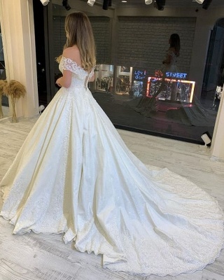 Vintage A-Line Off the Shoulder Appliques Lace Floor-length Wedding Dress_2