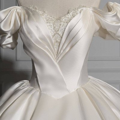 Charming Off the Shoulder Sweetheart Satin Ball Gown Wedding Dress with Ruffles_5