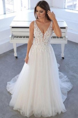 Graceful V-Neck Chapel Train Sleeveless A-Line Tulle Wedding Dress with Appliques