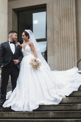 Charming Spaghetti Straps V-neck Chapel white tulle ball gown wedding dress_5