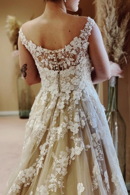Champagne Straps Sleeveless A-Line Wedding Dress with Appliques_5