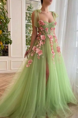 A-Line Straps Floor Length Tulle Prom Dress with Floral Applique_1