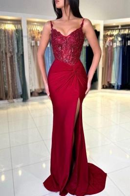 Classic Red Mermaid V-Neck Spaghetti Straps Sleeveless Lace Prom Dresses with Split