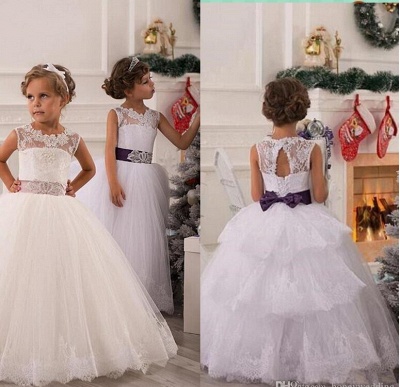 Lovely Illusion Sleeveless Tulle Flower Girl Dress With Lace Appliques_2