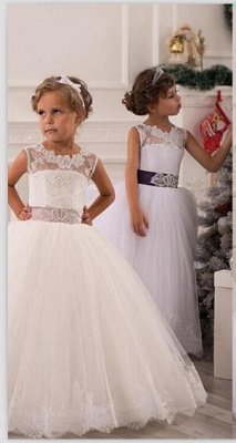 Lovely Illusion Sleeveless Tulle Flower Girl Dress With Lace Appliques_1