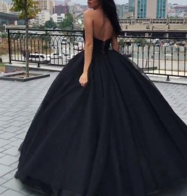 Sweetheart Sleeveless Ball-Gown Black Sexy Prom Dresses_3