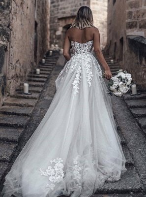 Strapless Sweetheart Lace Wedding Dresses For Destination Ceremony_2